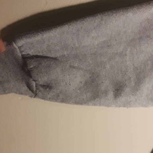 Yale gray sweater no size tag - Picture 3 of 12